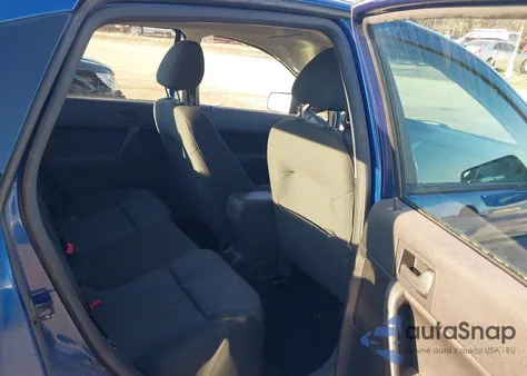 2008 Ford Focus Se/Ses из США, поврежденный, VIN 1FAHP35NX8W156162